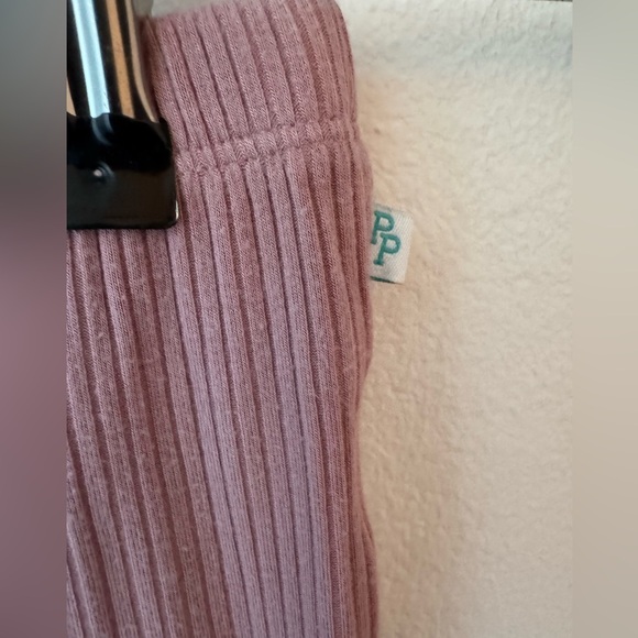 • Posh Peanut • Toddler Girls Bamboo Flare Pants 2T - Picture 2 of 4